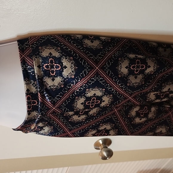 NWT BAND OF GYPSIES | Velvet Boho Bell Bottom Pants Size Medium - Picture 2 of 5